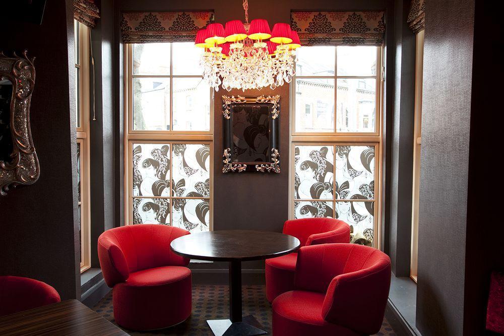 Dukes At Queens Belfast Bagian luar foto